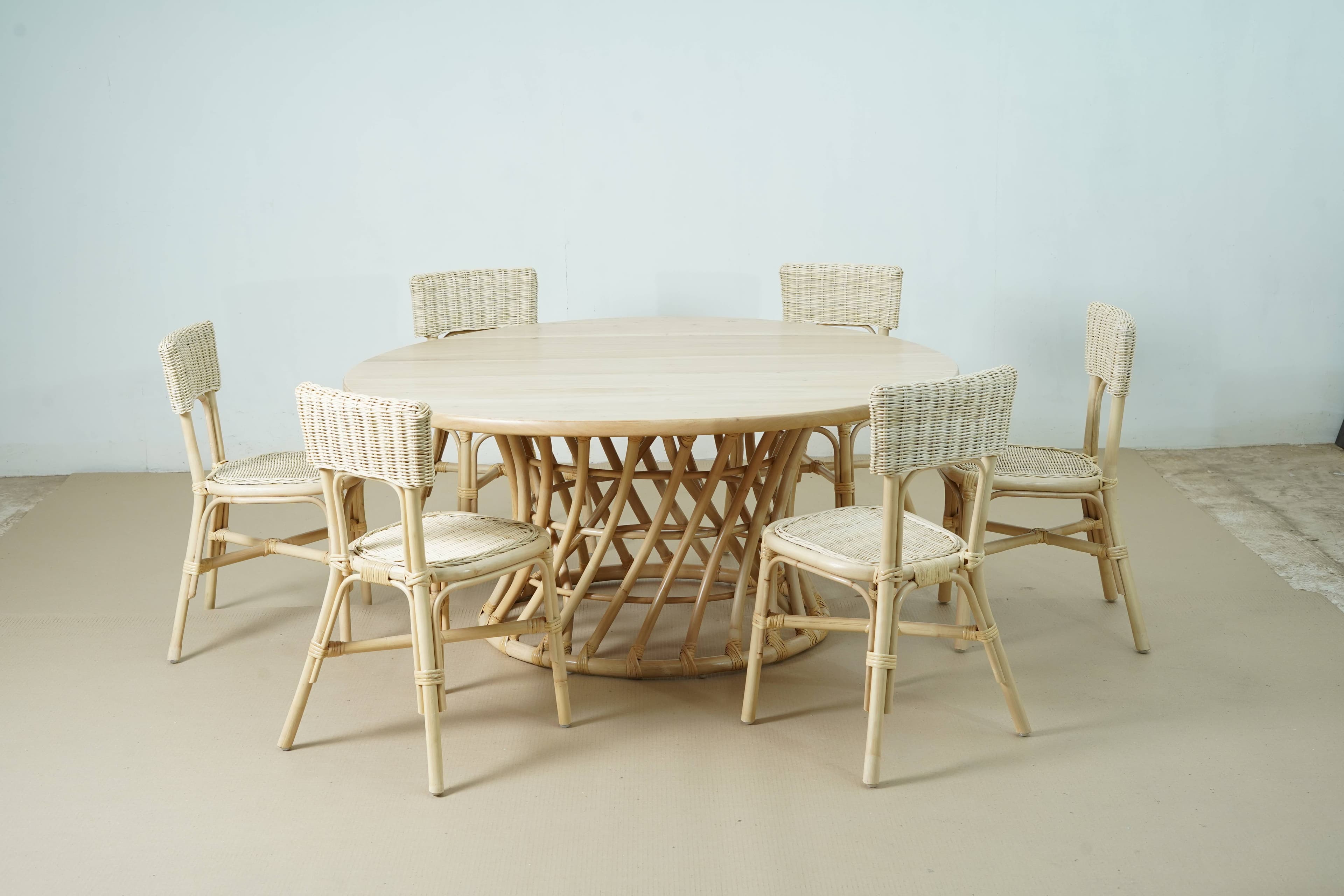 Teen / Adult Chairs and Tables rentals